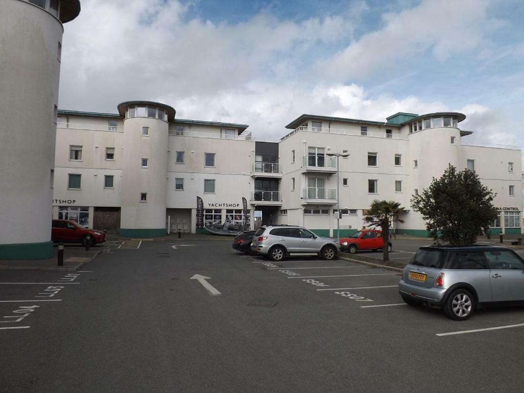 Ferienwohnung Ynys Lawd, Holyhead Marina Exterior foto